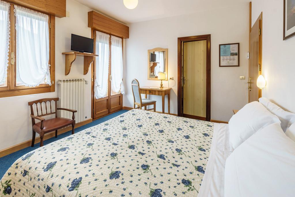 Hotel Roma San Vito di Cadore Rom bilde