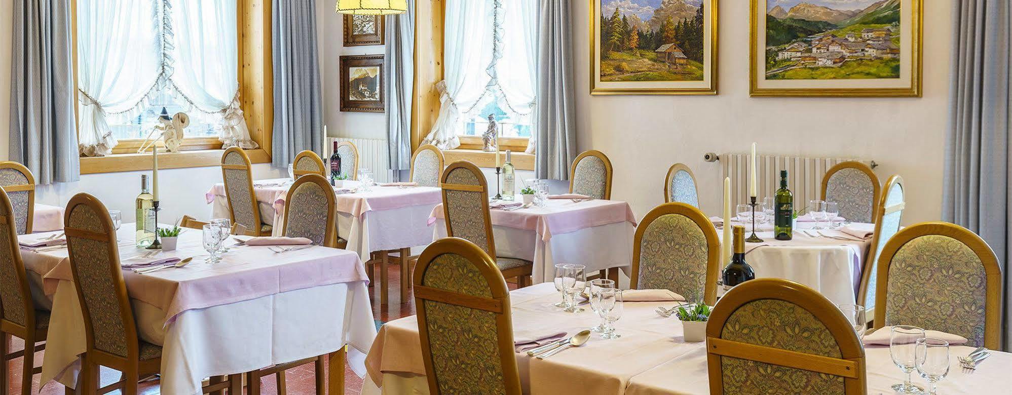 Hotel Roma San Vito di Cadore Eksteriør bilde